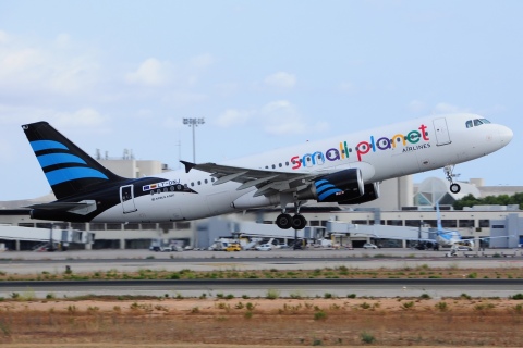 LY-ONJ - A320-214 - Small Planet Airlines - PMI - 30-08-2016b