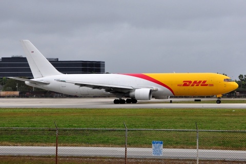 N220CY - 767-383(ER) - ABX Air - MIA - 27-01-2016b