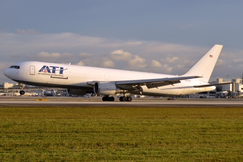 N364CM - 767-338(ER) - ATI _ Air Transport International - MIA - 28-01-2016