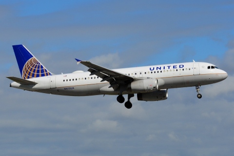 N470UA - A320-232 - United Airlines - MIA - 02-02-2016