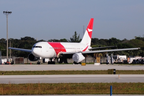 N521MY - 767-269 - Dynamic Airways - FLL - 30-01-2016