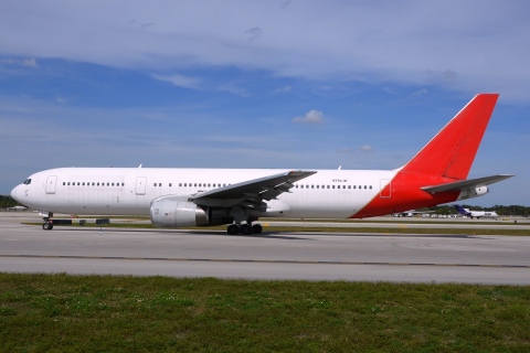 N796JM - 767-336(ER) - Dynamic Airways - FLL - 30-01-2016