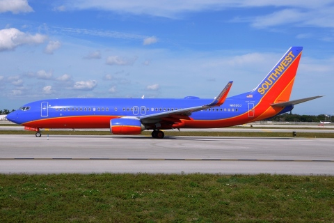 N8320J - 737-8H4(WL) - Southwest Airlines - FLL - 30-01-2016