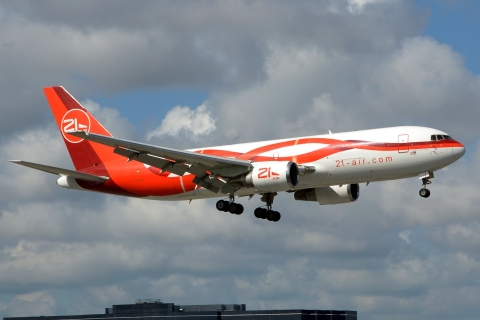 N881VY - 767-241 - 21Air - MIA - 02-02-2016