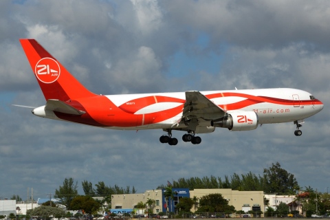 N881VY - B767-241 - 21Air - MIA - 02-02-2016b