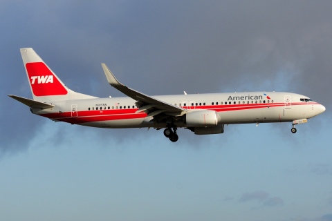 N915NN - 737-823(WL) - American Airlines - MIA - 02-02-2016