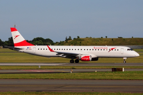 OE-LWA - ERJ-195LR (ERJ-190-200 LR) - Austrian Airlines - CPH - 26-06-2016