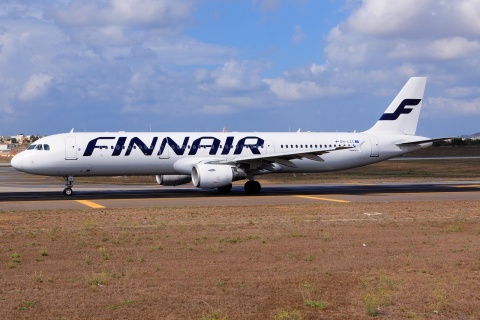 OH-LZC - A321-211 - Finnair - MLA - 25-08-2016