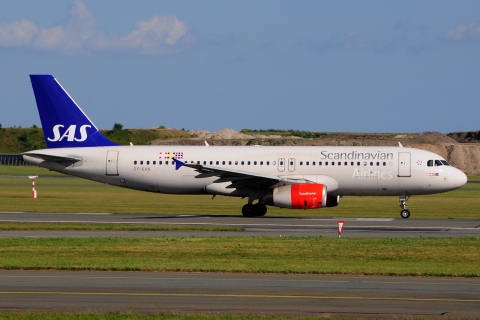 OY-KAN - A320-232 - SAS Scandinavian Airlines - CPH - 26-06-2016