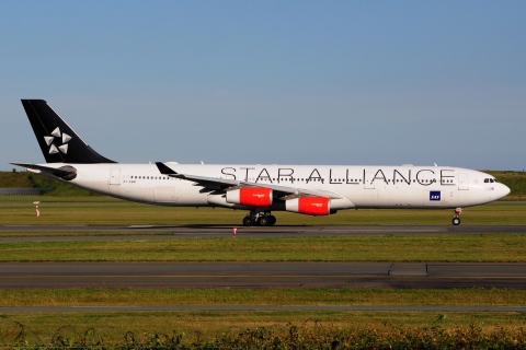OY-KBM - A340-313 - SAS Scandinavian Airlines - CPH - 26-06-2016b