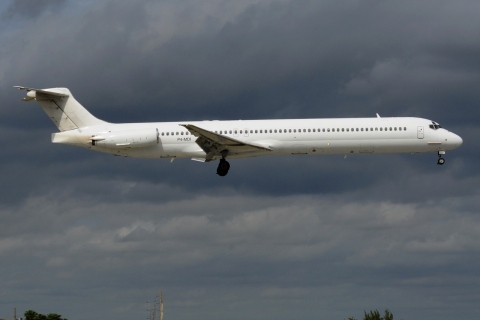 P4-MDI - MD-83 - InselAir Aruba - MIA - 31-01-2016