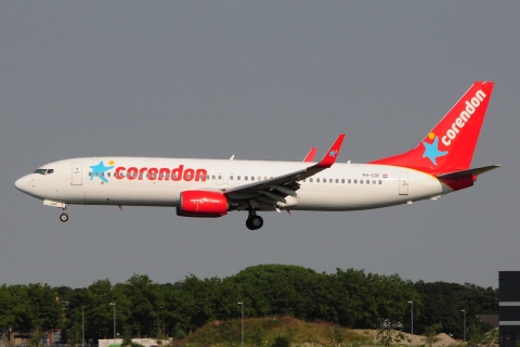 PH-CDF - 737-804(WL) - Corendon Dutch Airlines - AMS - 19-07-2016b