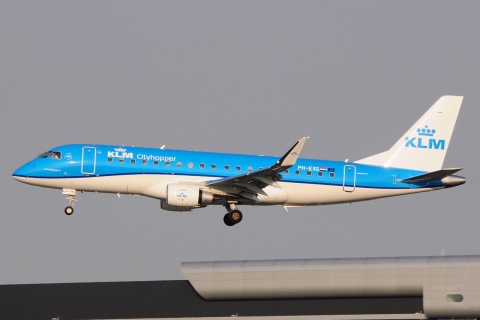 PH-EXG - ERJ-175STD (ERJ-170-200) - KLM Cityhopper - AMS - 19-07-2016