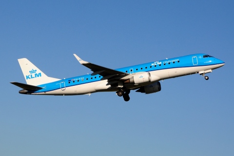 PH-EZH - ERJ-190STD (ERJ-190-100) - KLM Cityhopper - AMS - 19-07-2016