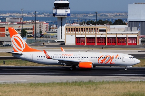 PH-GUW - 737-8EH(WL) - GOL _ Linhas Aereas Inteligentes - LIS - 21-06-2016