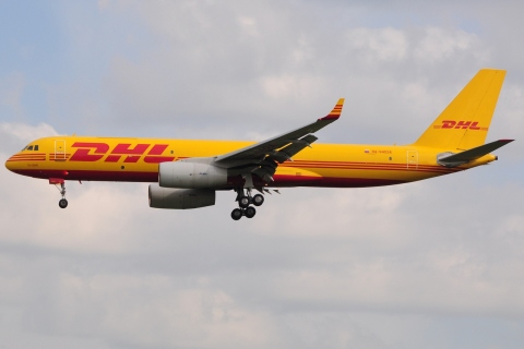 RA-64024 - Tupolev Tu-204C - DHL - SVO - 02-06-2016