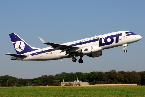 SP-LID - ERJ-175STD (ERJ-170-200) - LOT _ Polish Airlines - LUX - 13-09-2016