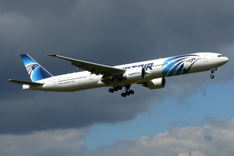SU-GDR - 777-36N(ER) - EgyptAir - LHR - 23-04-2016