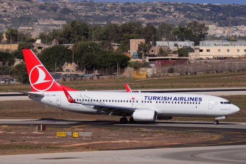 TC-JVN - 737-8F2(WL) - Turkish Airlines - MLA - 24-08-2016b