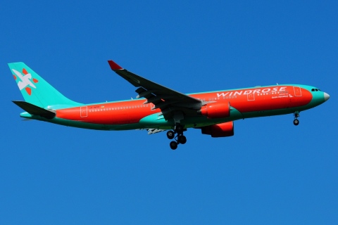 UR-WRQ - A330-223 - Windrose Air - BKK - 13-11-2016