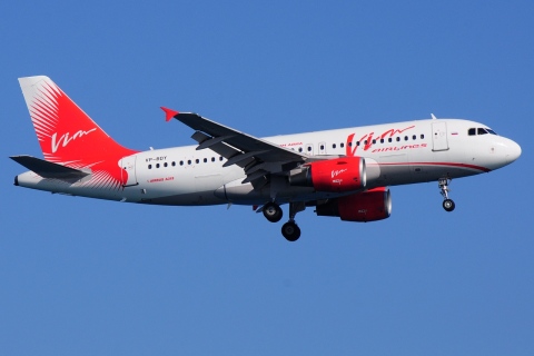 VP-BDY - A319-111 - VIM Airlines - LCA - 19-08-2016b