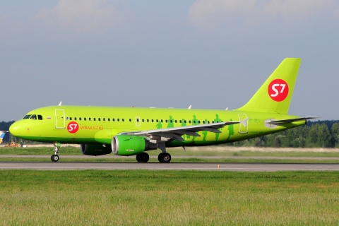 VP-BHJ - A319-114 - S7 Airlines - DME - 03-06-2016