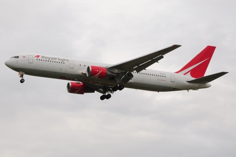 VP-BLC - 767-3Q8(ER) - Royal Flight - SVO - 02-06-2016