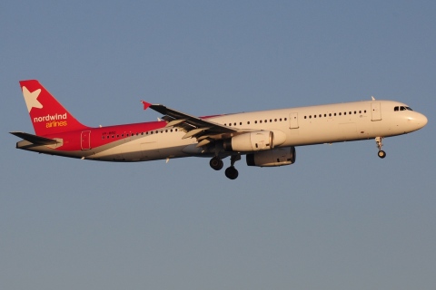 VP-BRD - A321-231 - Nordwind Airlines - LCA - 19-08-2016