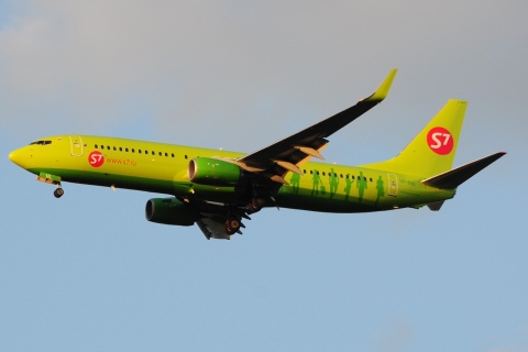 VP-BUL - 737-8LP(WL) - S7 Airlines - DME - 01-06-2016