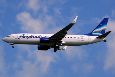 VQ-BOY - 737-85F(WL) - Yakutia Air - VKO - 04-06-2016