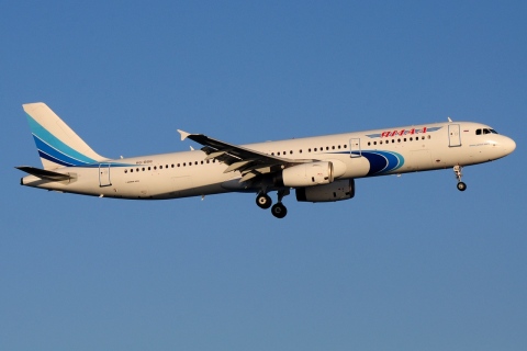 VQ-BSQ - A321-231 - Yamal Airlines - LCA - 20-08-2016