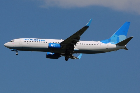 VQ-BTD - 737-8MA(WL) - Pobeda - VKO - 04-06-2016