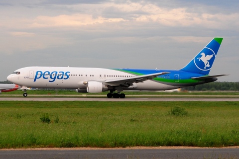 VQ-BTQ - 767-3Q8(ER) - Ikar - DME - 04-06-2016