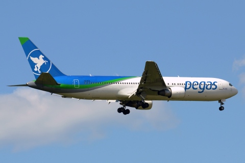 VQ-BTQ - 767-3Q8(ER) - Ikar - SVO - 02-06-2016