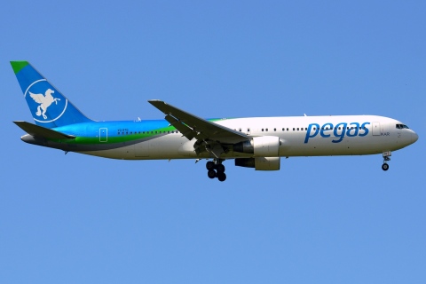 VQ-BTQ - 767-3Q8(ER) - Ikar - SVO - 02-06-2016a