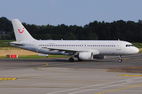 YL-LCS - A320-214 - JetairFly - CRL - 17-08-2016
