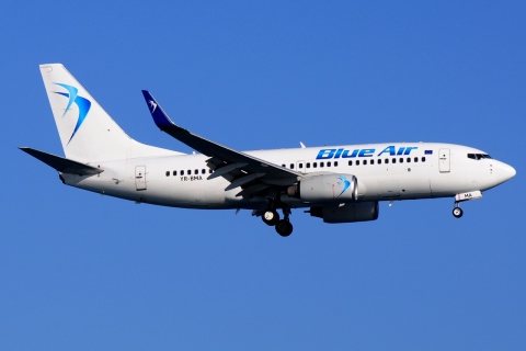 YR-BMA - 737-79P(WL) - Blue Air - LCA - 19-08-2016