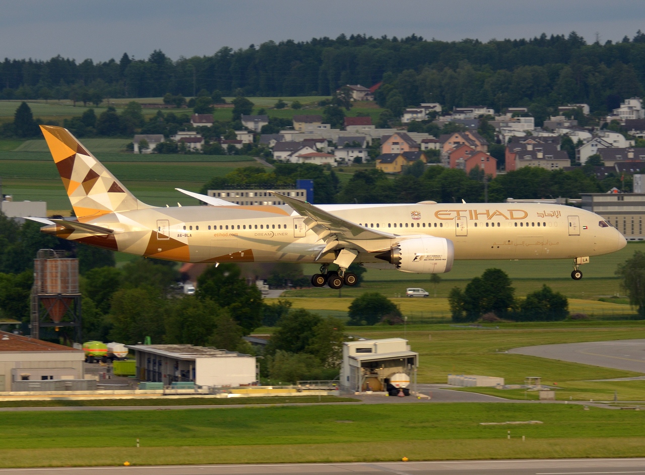 A6-BLA - 787-9 Dreamliner - Etihad Airways - ZRH - 10-06-2017