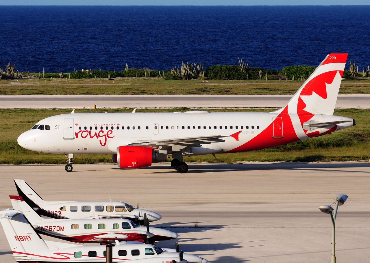 C-GSJB - A319-112 - Air Canada Rouge - CUR - 01-12-2017b