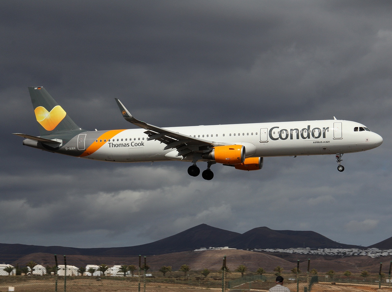 D-AIAH - A321-211(WL) - Condor - ACE - 25-03-2017