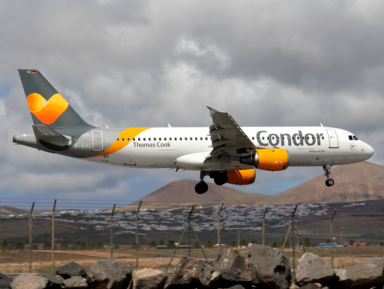 D-AICL - A320-212 - Condor - ACE - 25-03-2017