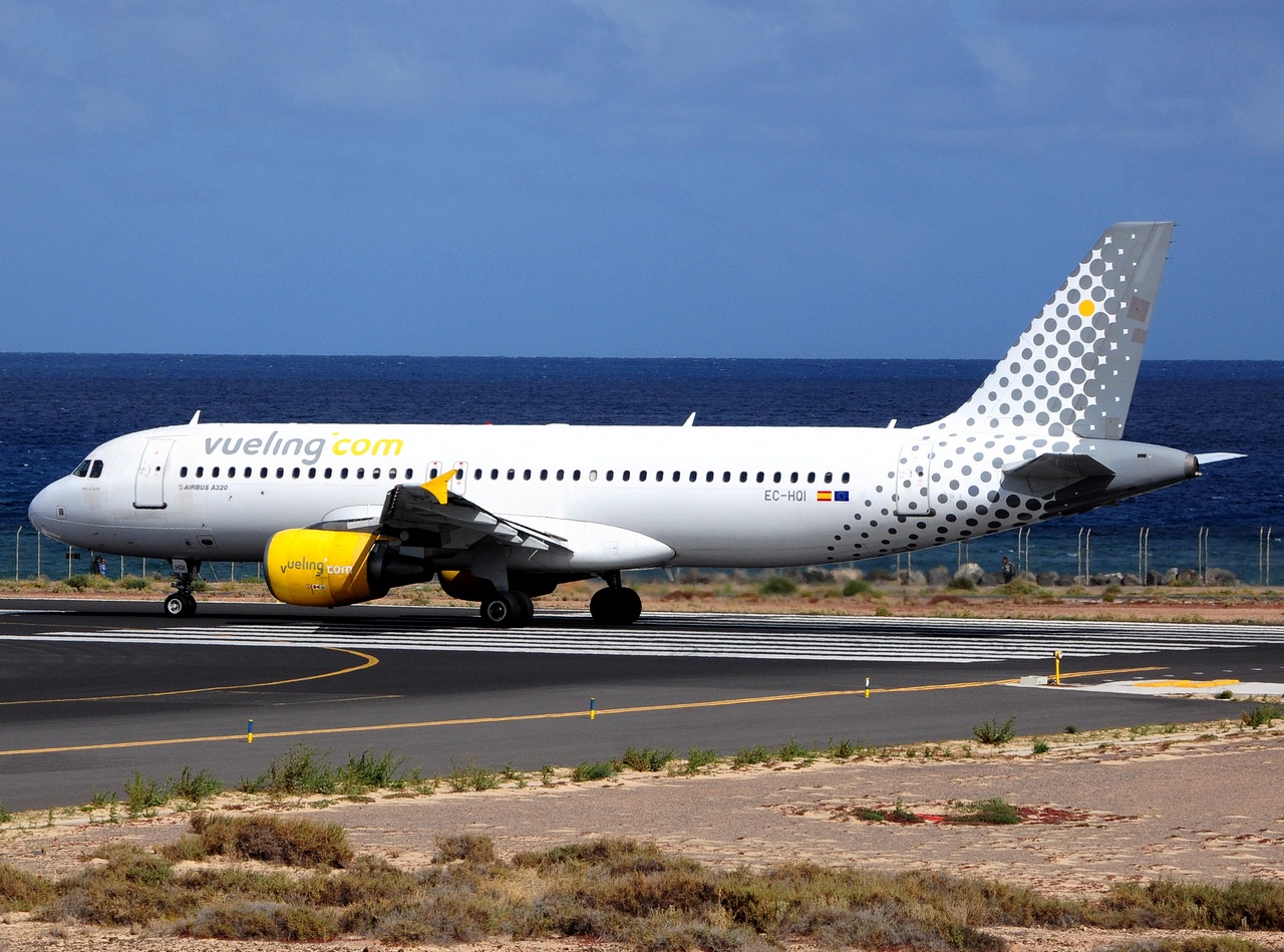 EC-HQI - A320-214 - Vueling - ACE - 23-03-2017