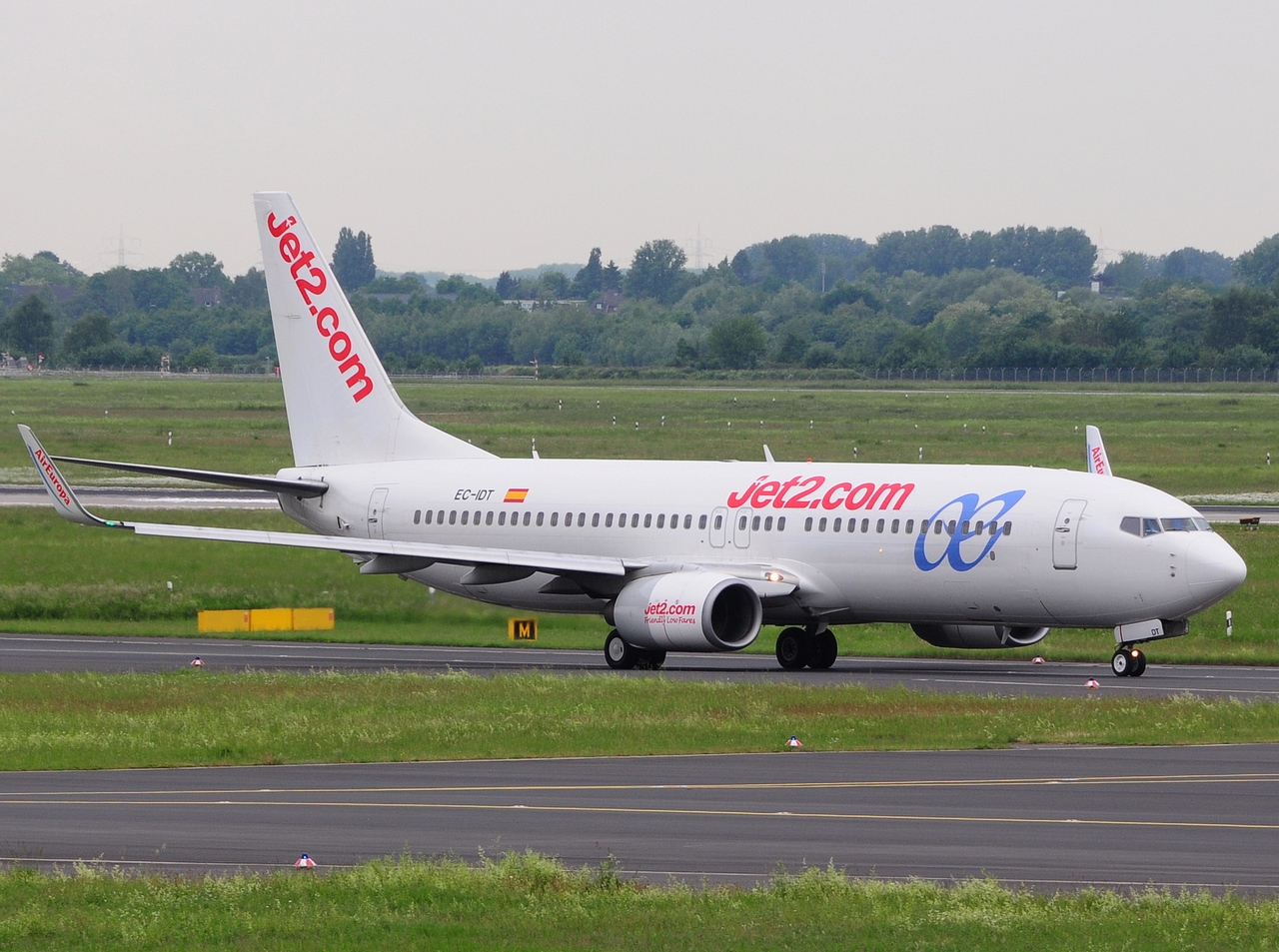 EC-IDT - 737-86Q(WL) - Jet2 - DUS - 24-05-2017