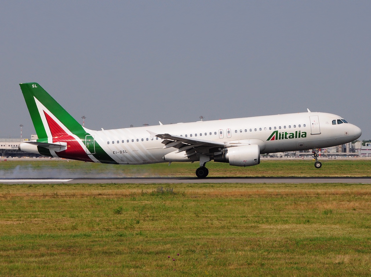 EI-DSL - A320-232 - Alitalia - MXP - 11-06-2017