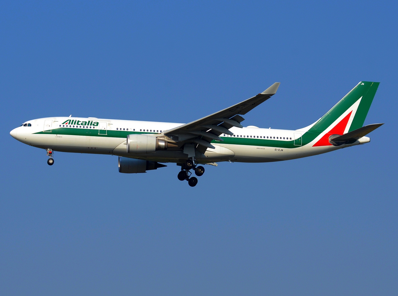 EI-EJN - A330-202 - Alitalia - MXP - 12-06-2017