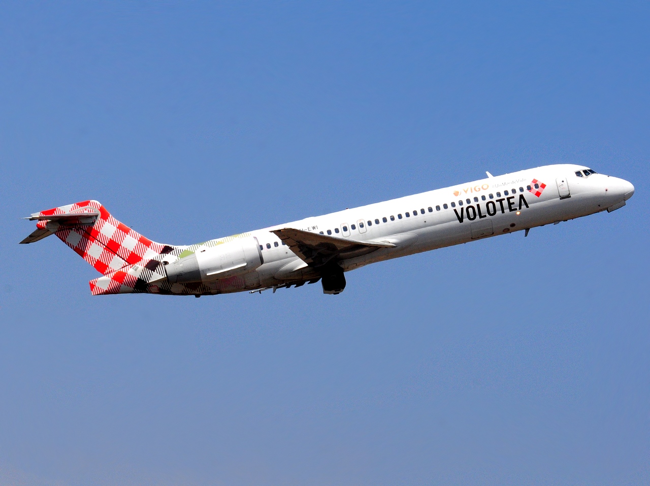 EI-EWI - 717-2BL - Volotea Airlines - CTA - 24-08-2017