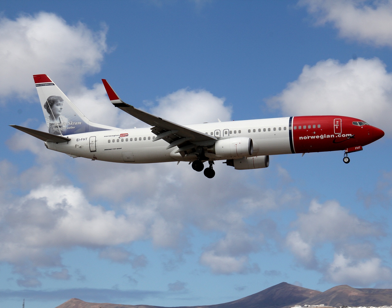 EI-FHT - 737-8JP(WL) - Norwegian Air International - ACE - 25-03-2017
