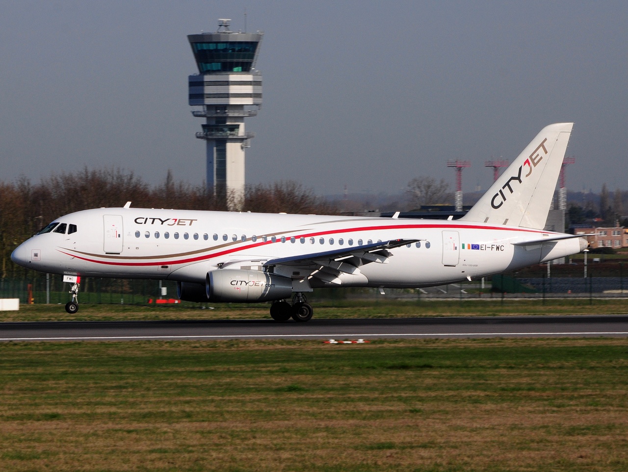 EI-FWC - Superjet 100-95B - Cityjet - BRU - 01-04-2017