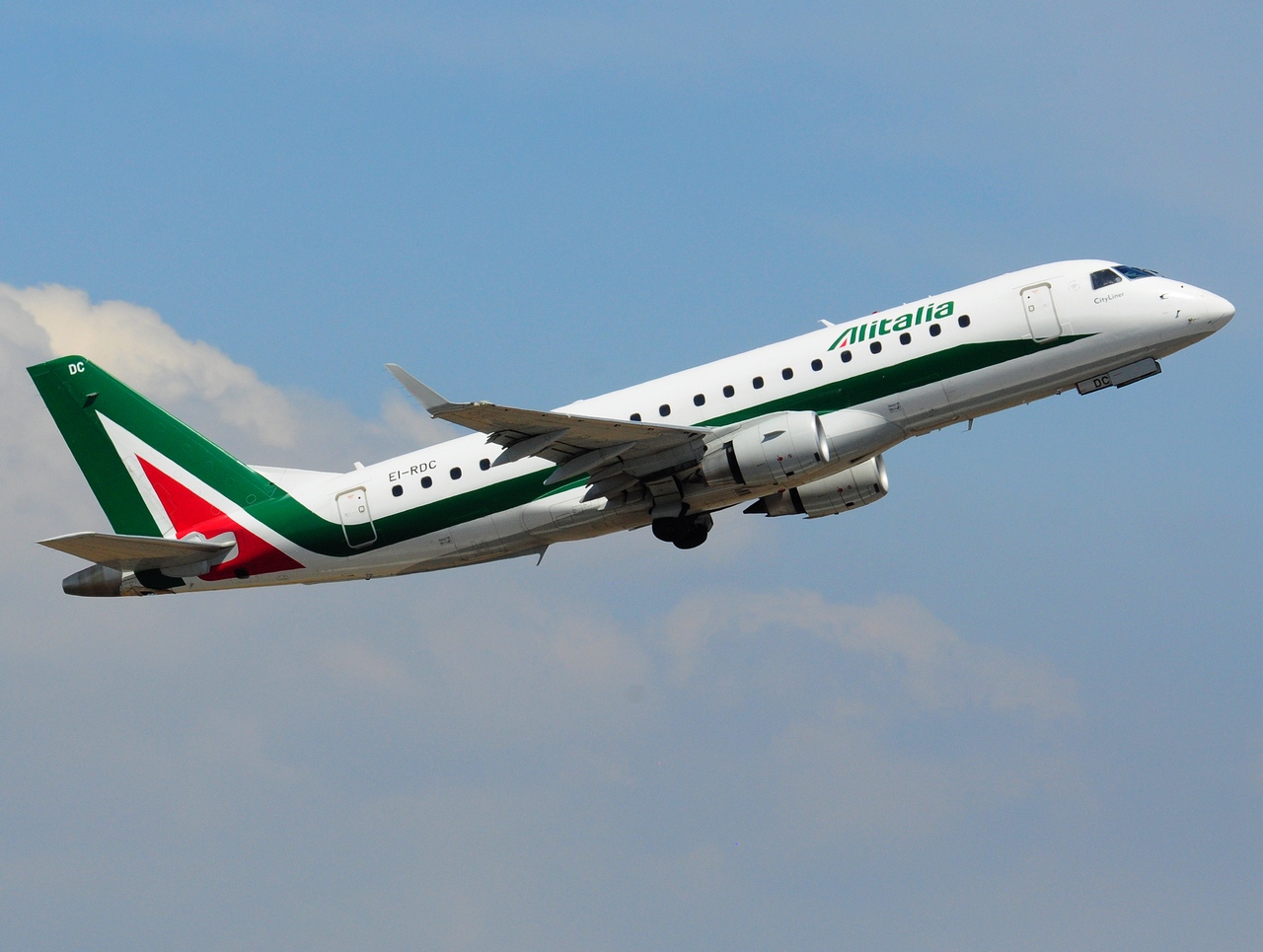 EI-RDC - ERJ-175-STD (ERJ-170-200)  - Alitalia - CTA - 24-08-2017