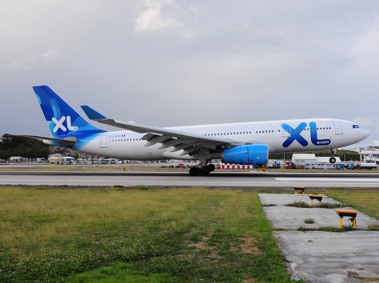 F-GRSQ - A330-243 - XL Airways France - SXM - 06-02-2017